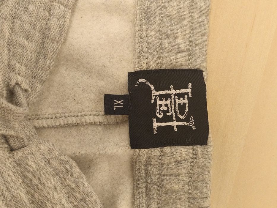 Продам шорты ED Hardy  новые