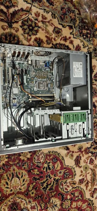 Vând carcasa pc+ placa de baza hp cu socket lga 1155+sursa hp