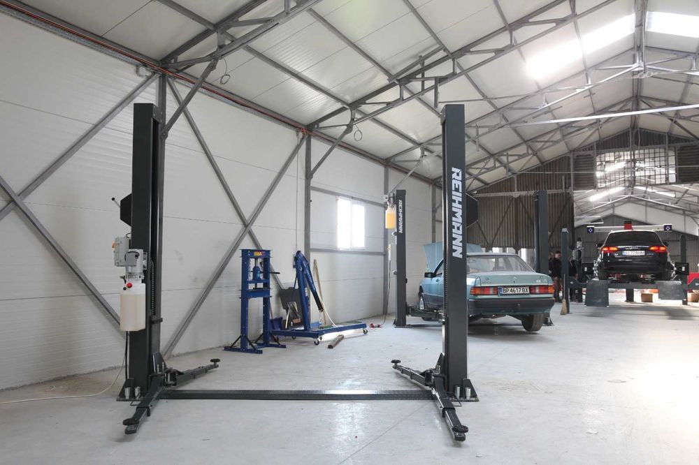 Elevator auto profesional !!NOU!! REIHMANN model RHM 242 M1 12500 Lei