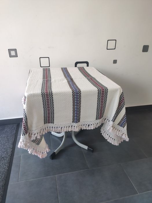 Fata de masa traditionala 150x122 cm