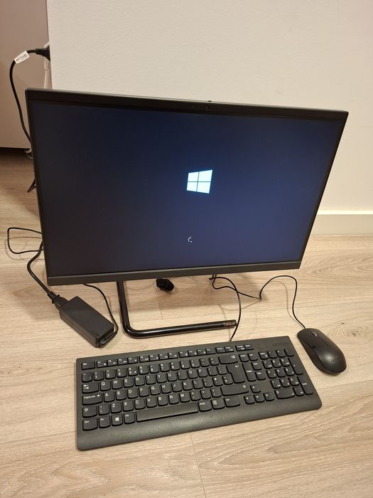 AiO Lenovo Ideacenter A340 Intel J4025, 8Gb, 256Ssd, 21.5" Fhd, Wi-fi
