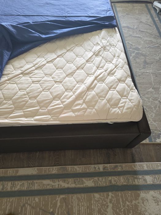 Продам Кровать 2×2