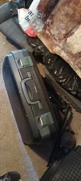 Куфари за багаж .