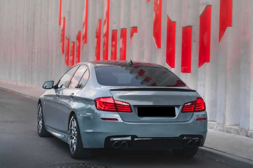 Bara Spate cu BMW Seria 5 F10 (2011-2017) M5 Look