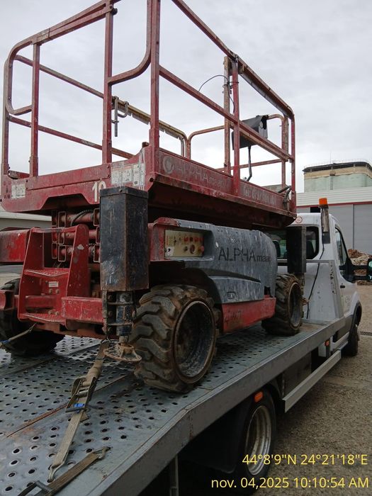 Transport auto, utilaje grele, dube, buldoexcavator, nacele