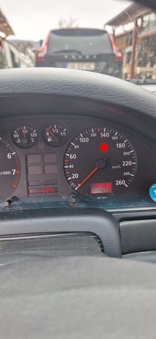 Vând Audi A4  berlină