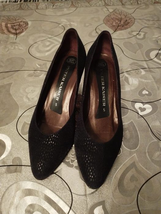 Босоножки новые, туфли