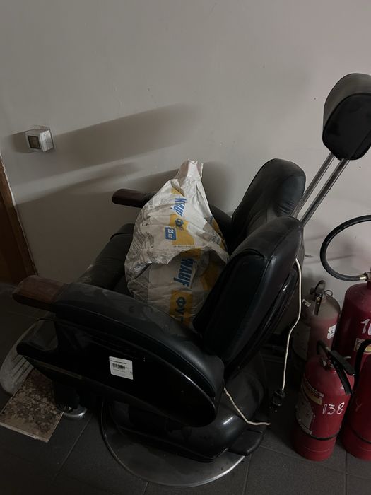 Кресла для парикмахера