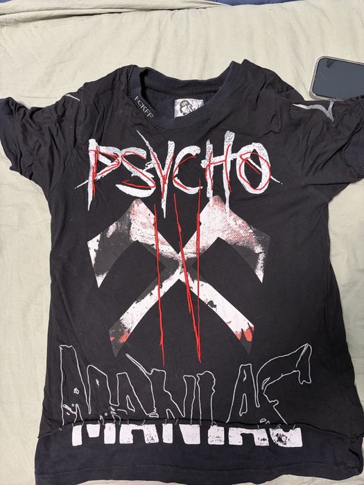 Продавам тениска на luda psycho4 като нова размер XXS