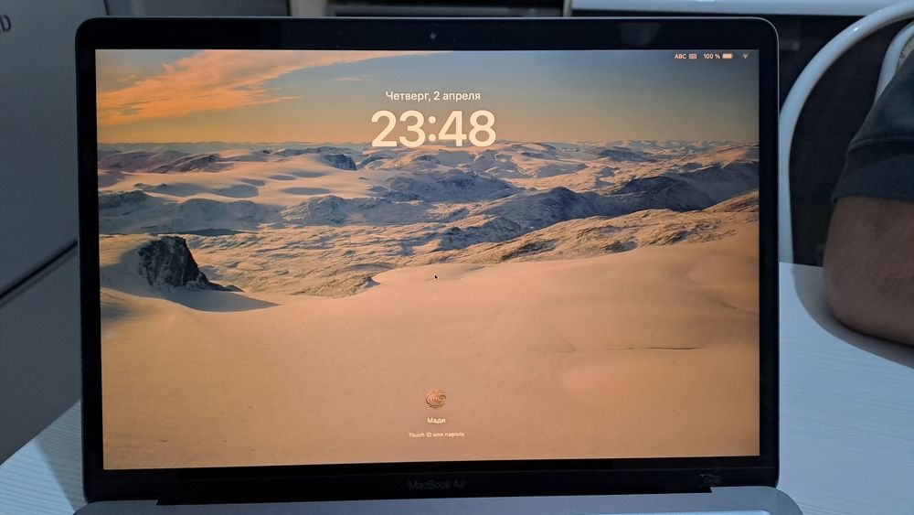 Macbook air m1, 8gb ram