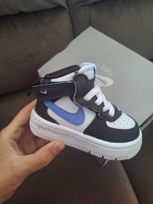 Бебешки обувки Nike Force 1