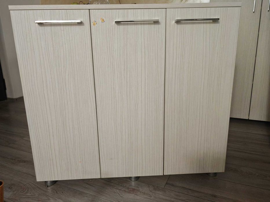 Mobilier Stejar Alb, comoda + dulap suspendat