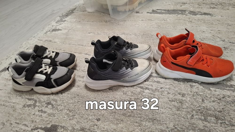 Lot adidasi nr 32
