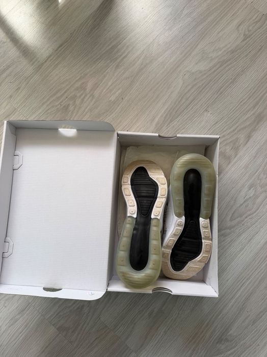 Nike air max 270