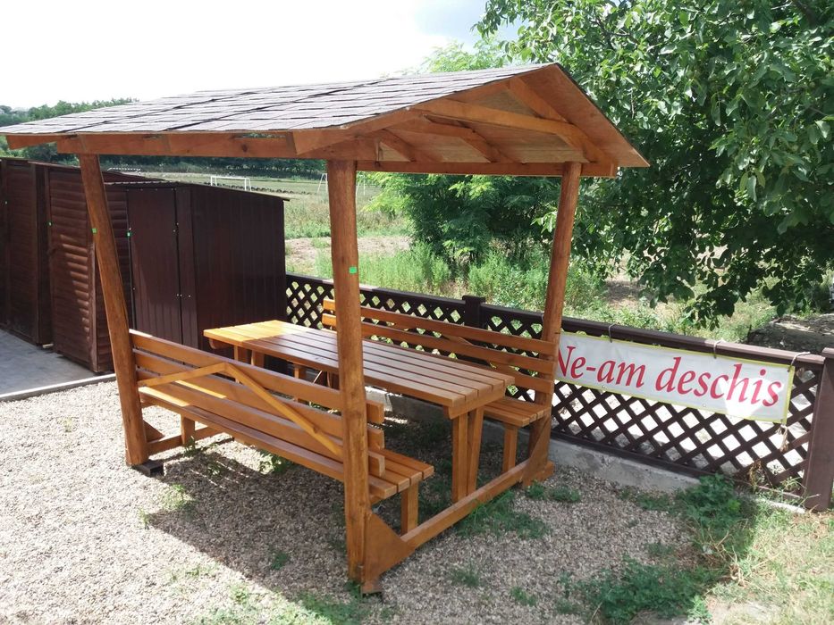 Terase, Foisoare, Cabana stil A-Frame si Case din structura de lemn