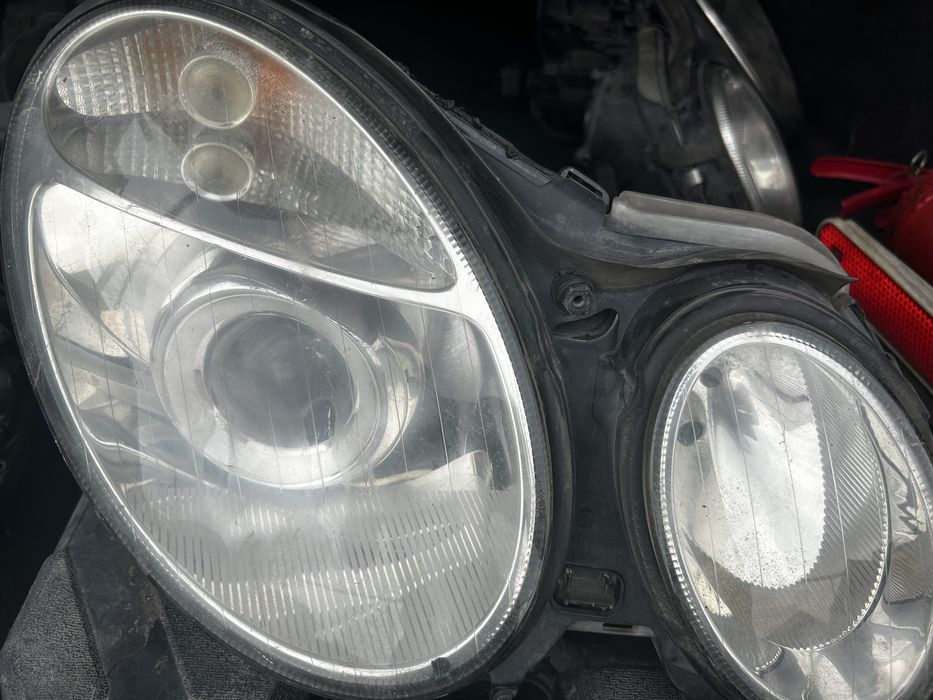 Фара мерседес w211