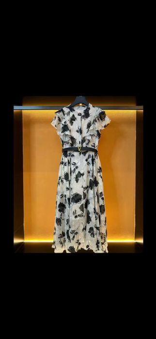 Yangi kiyilmagan xitoy kuylak