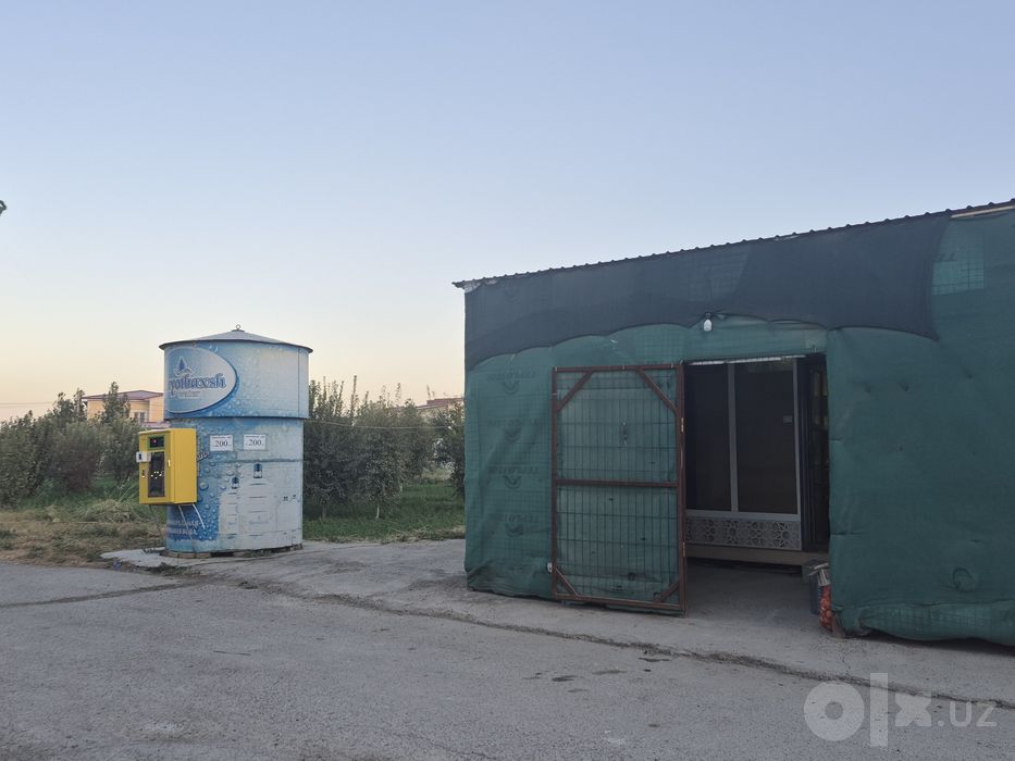 Konteyner do'kon sotiladi,jihozlari bilan birga