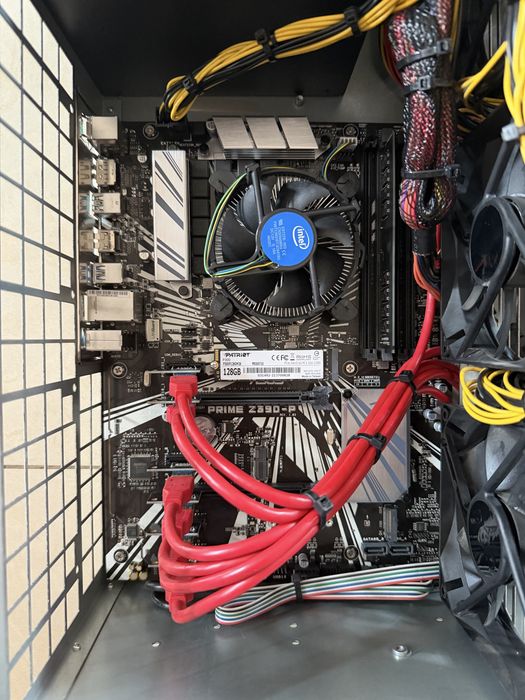 Carcasa rig server mining i3