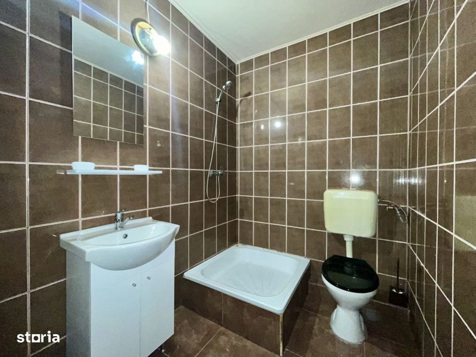 Apartament cu o camera, curte comuna, zona ultracentrala