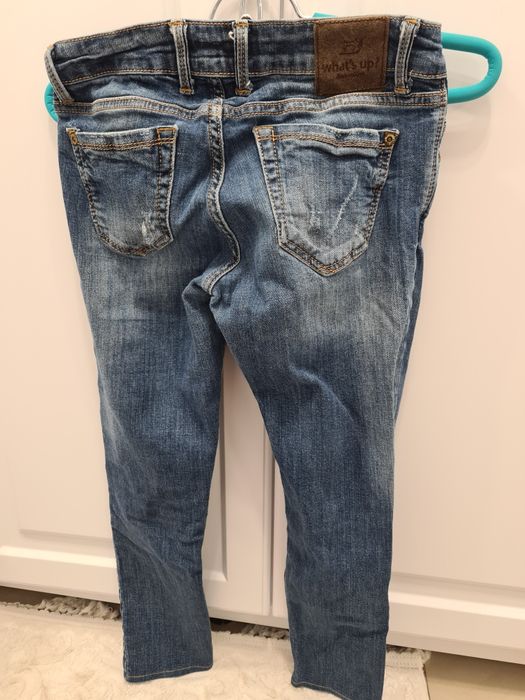 Patru perechi de pantaloni mărimea S,50 de lei