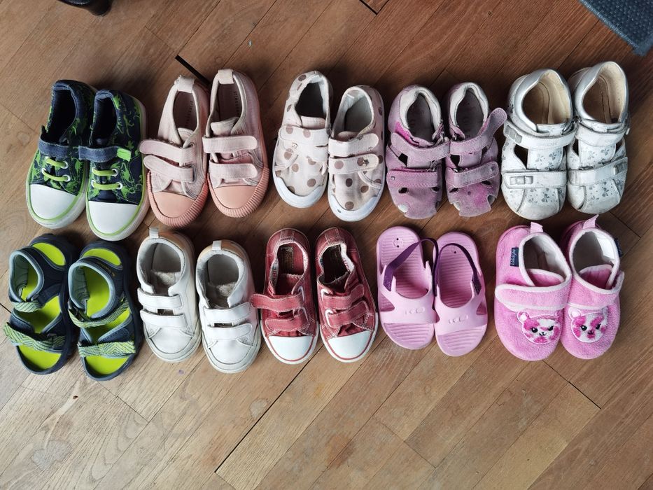 Лот детски кецове и сандали