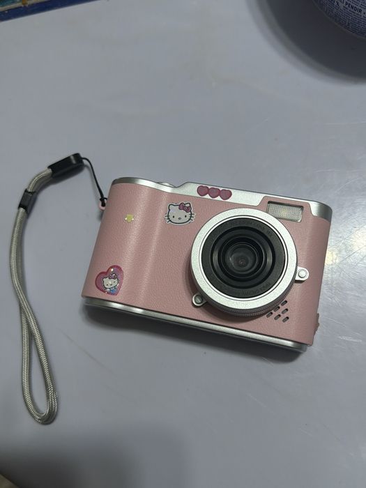 маленький фотик.