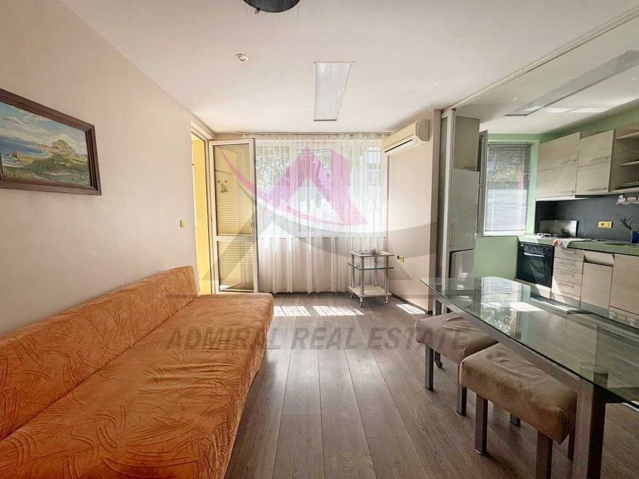 Дава се под наем Двустаен апартамент в Варна, Колхозен пазар - 60 кв.м за 350 € - Снимка #1