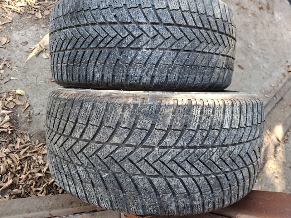 Продам шины 255/40/19