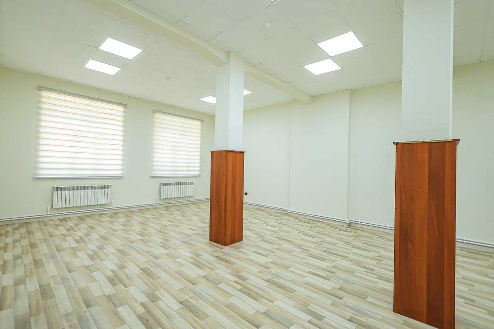 Сдается офисное помещение 3000 м² в центре города