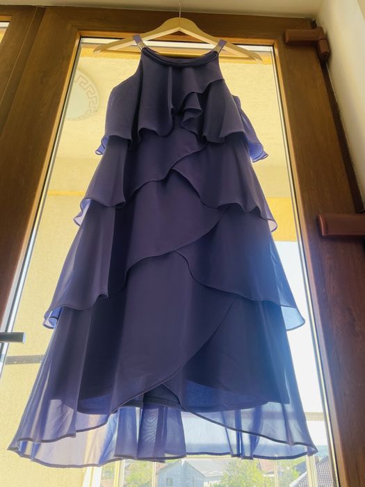 Rochie de ocazie cu volane