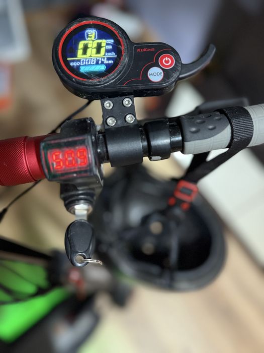 Kukirin M4 Pro trotineta electrica