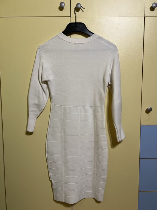 Бяла рокля Guess бандажна - НОВА!!