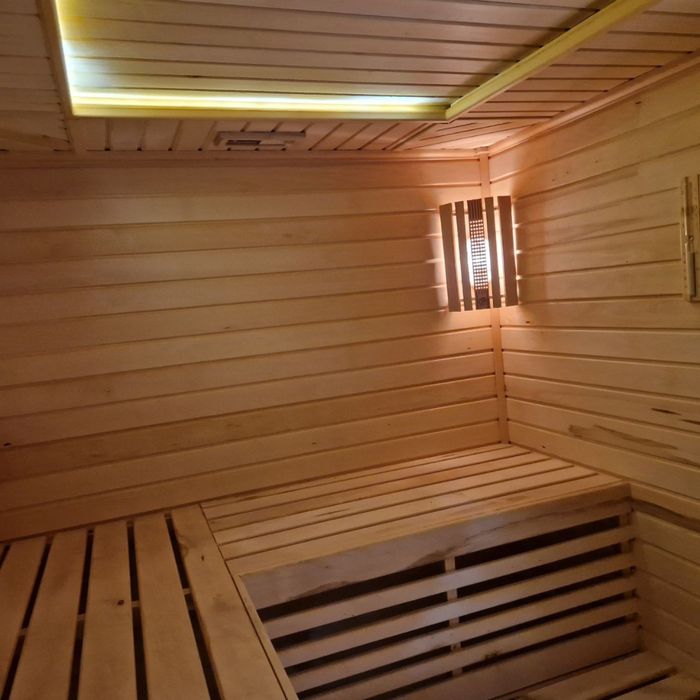 Отель на берегу Аральского моря продается