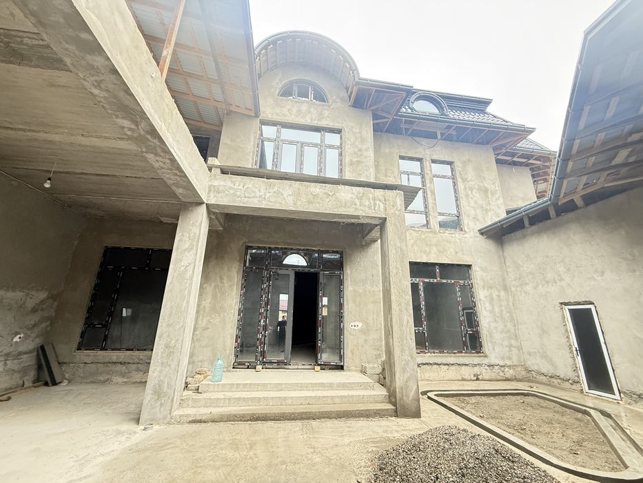 Sayoxatda Katedj sotiladi