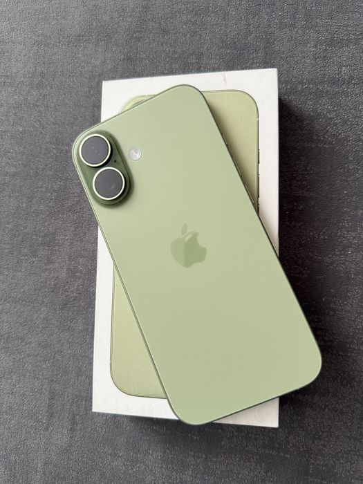 Продам IPhone 17 на 256GB