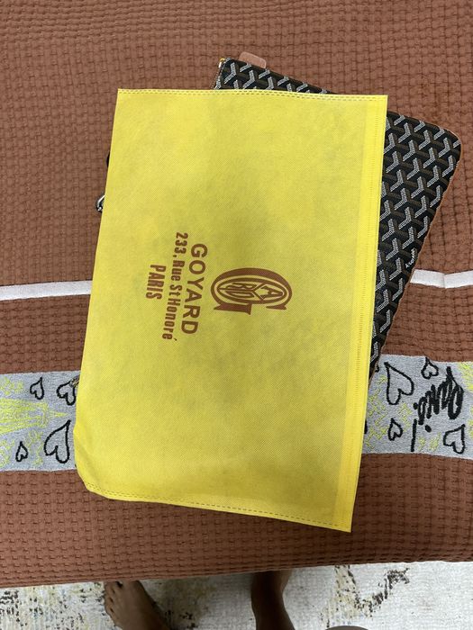 Продаю оригинальный клатч Goyard – стиль и эксклюзивность!