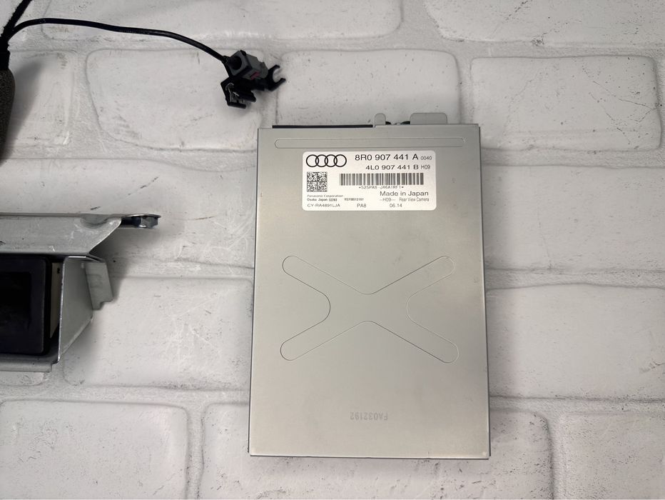 Задна камера AUDI Q5 SQ5 8R Комплект