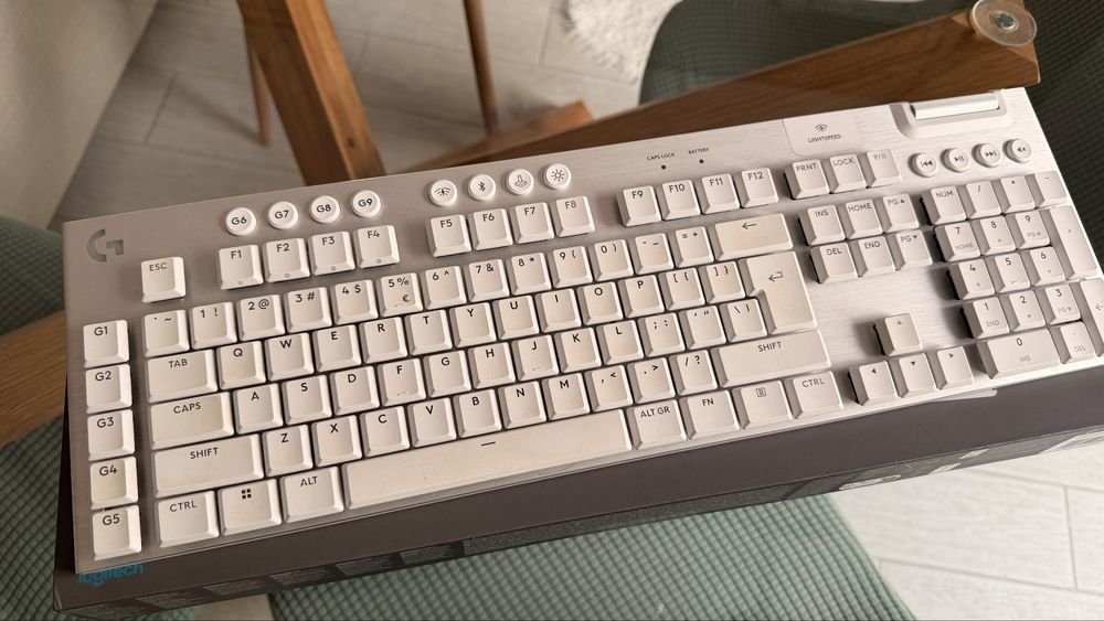 Tastatura Mecanica Gaming Logitech G915 X LIGHTSPEED, Tactile, Low-Profile, Wireless, Alb