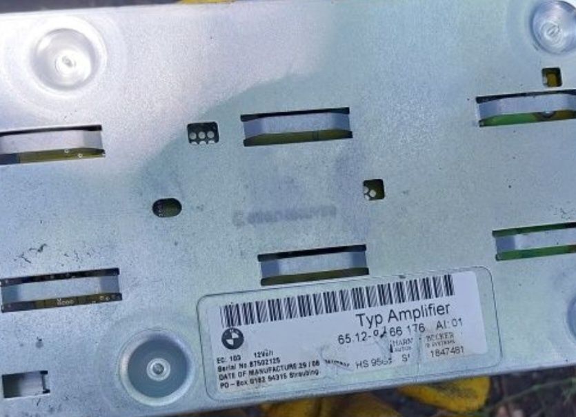 Усилвател HARMAN Бмв/Bmw E90 E91 E92 E93 E60 E61 Е64
Напълно изправен!