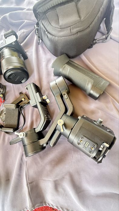 Профессиональные фотоаппарат Sony A6400
