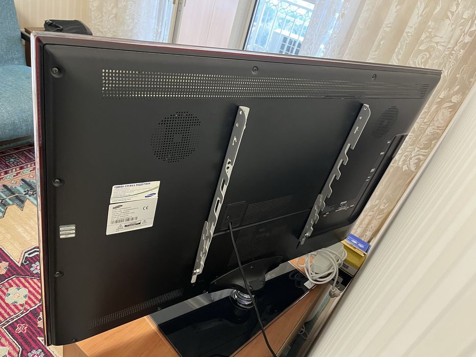 Samsung 46” Full HD LED телевизор