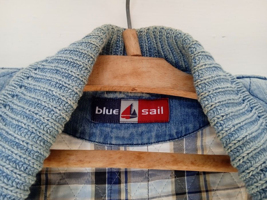 Женска дънкова горница.