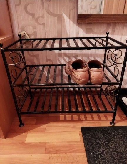 Кованная полка для обуви