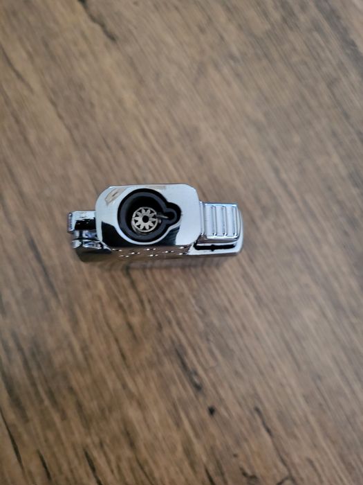 Bricheta Zippo pe gaz