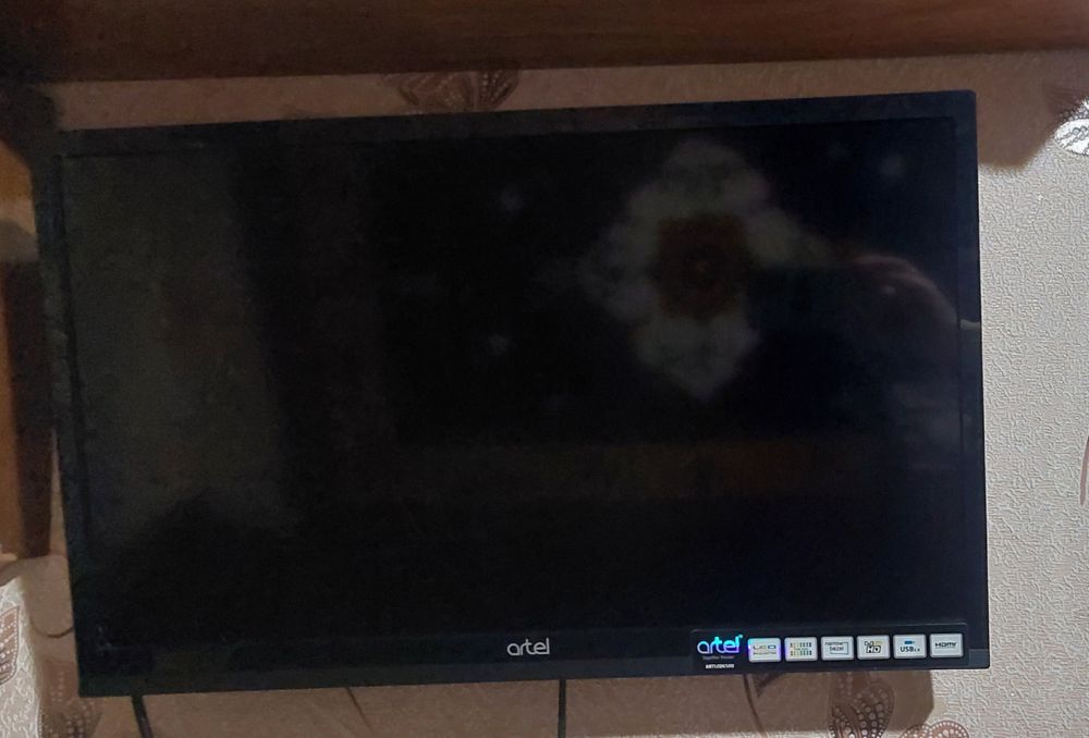 Телевизор LG 24 Б.у