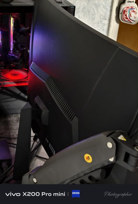 Монитор MSI 32 - 240hz