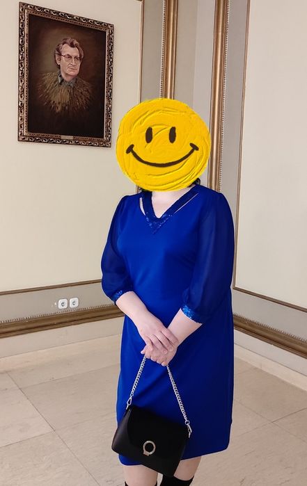 Женское платье..