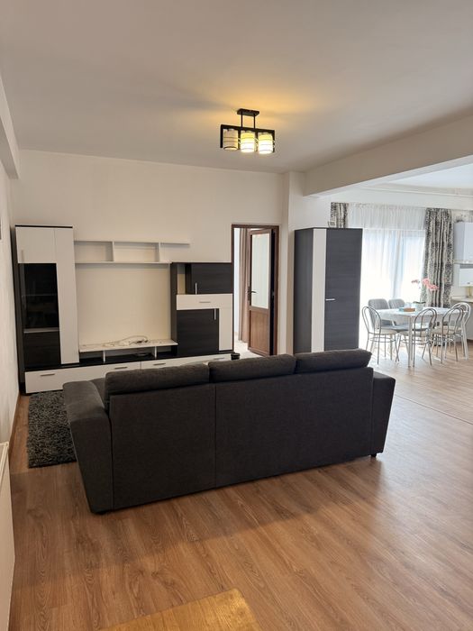 Inchiriez apartament 3 camere - Parc Sub Arini