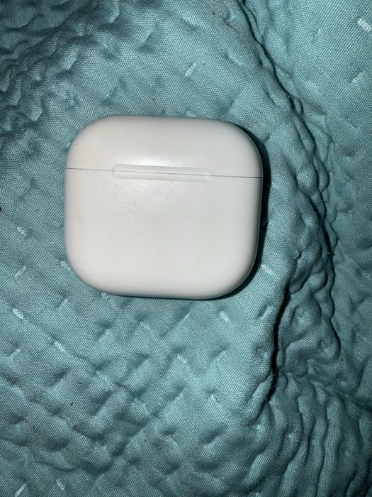 Airpods 4 оригинал на гарантии